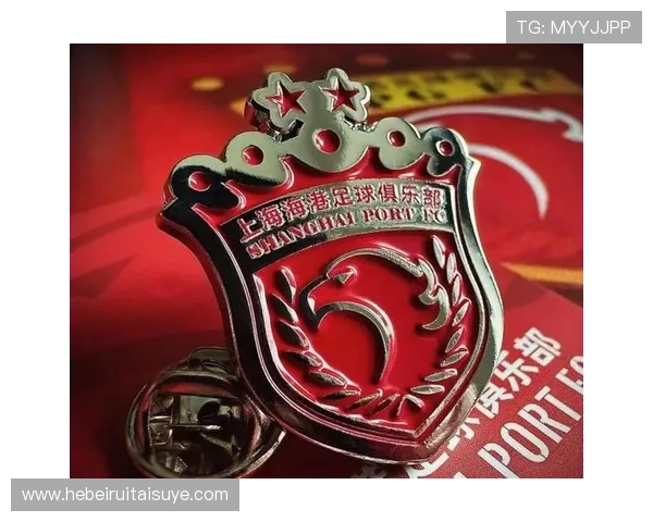 中超降级区形势严峻,保级战各队表现持续提升,竞争愈发激烈 中超降级区形势严峻,保级战各队表现持续提升,竞争愈发激烈