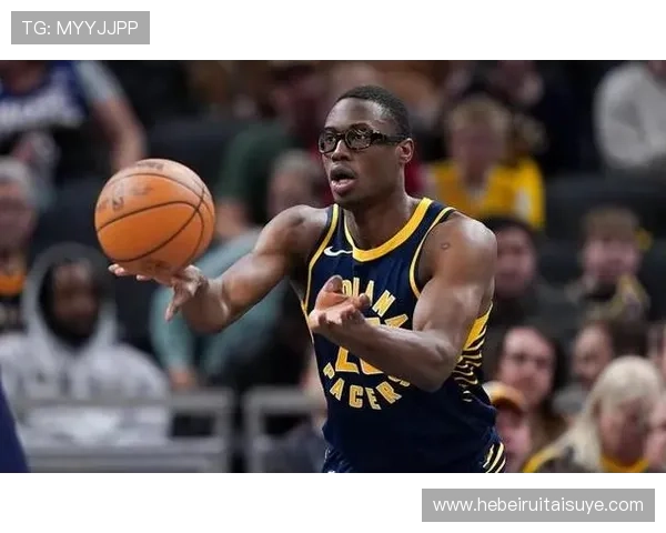 达尼洛中卫位置表现稳健,防守数据与场上影响力持续提升 达尼洛中卫位置表现稳健,防守数据与场上影响力持续提升