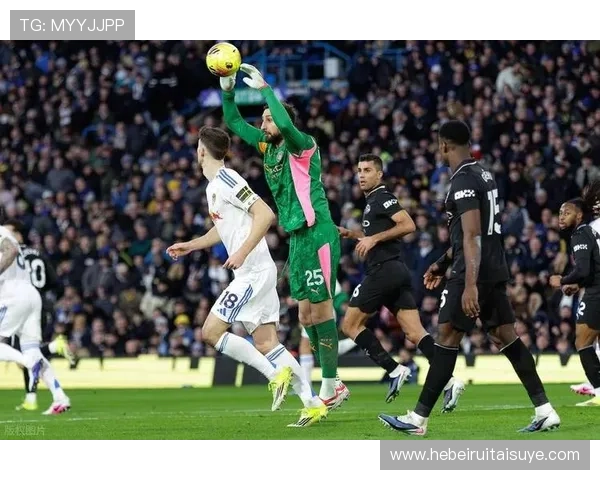 曼城关键比赛控制力下降：近期表现波动对争冠形势产生影响